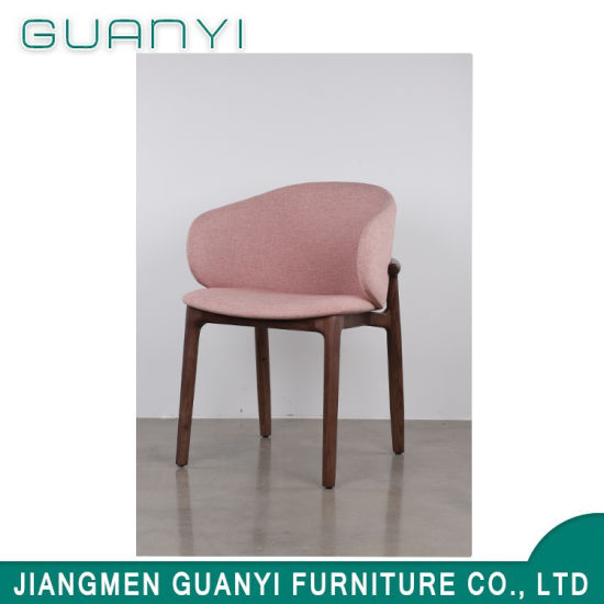 Silla de comedor simple de Europa del Norte