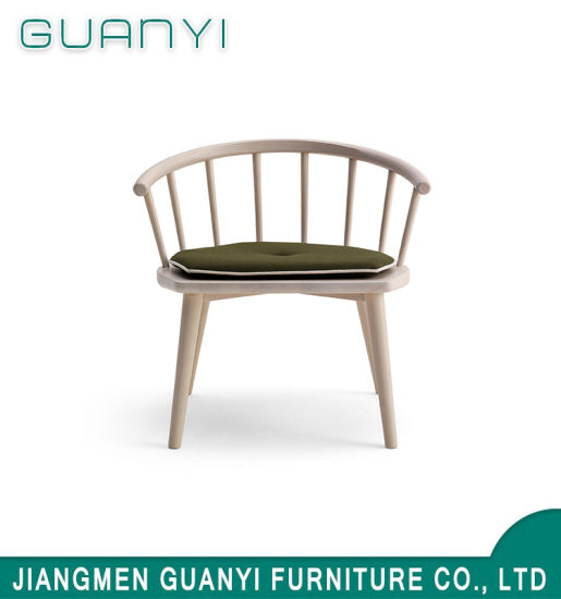 Silla de mecedora de madera de ocio nórdico simple