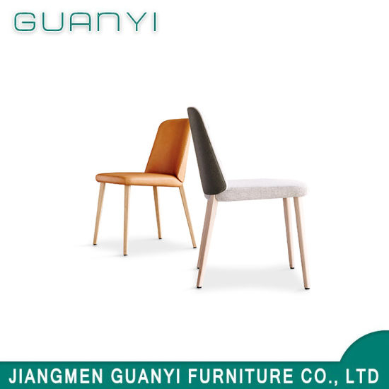 2019 Conjuntos de comedor de venta caliente moderno de madera Silla de restaurante